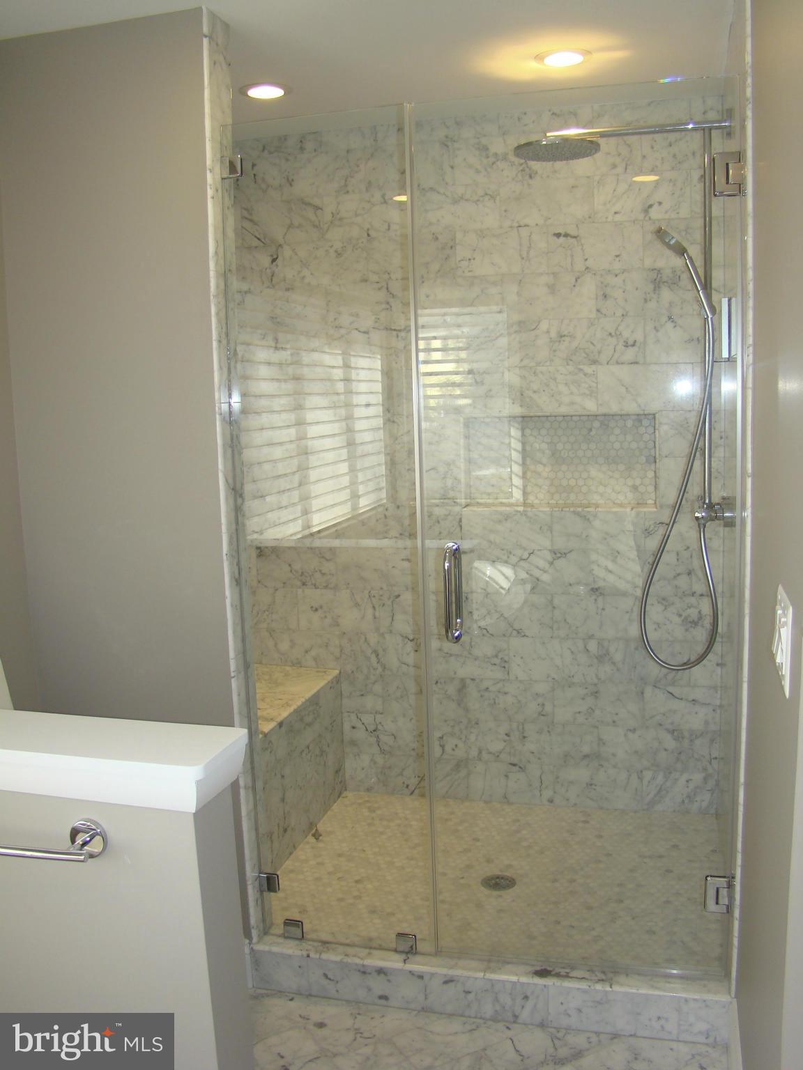5 Roland Court Ruxton, MD 21204 - Photo 21 of 30 Bath (Master)