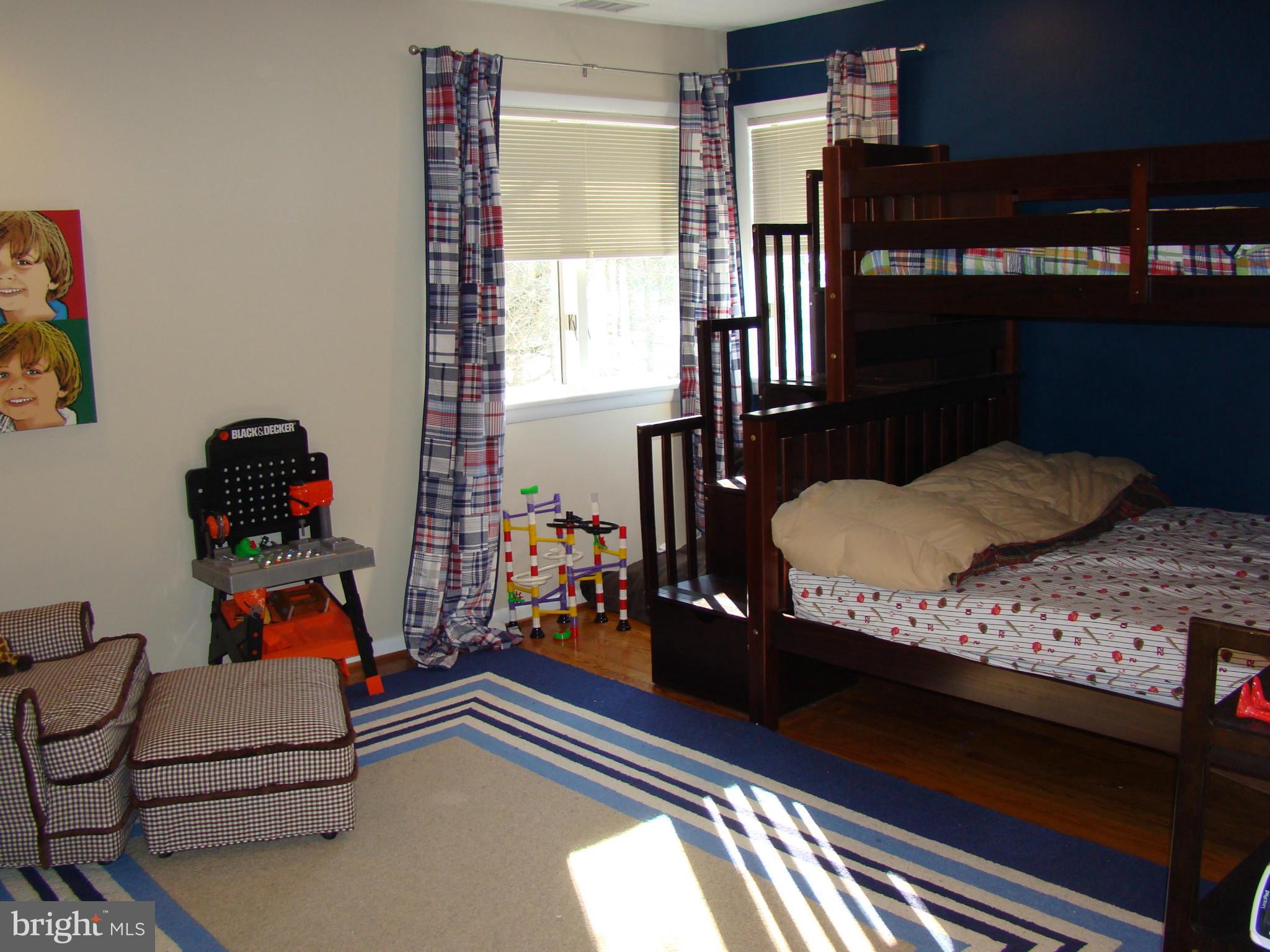 5 Roland Court Ruxton, MD 21204 - Photo 23 of 30 Bedroom
