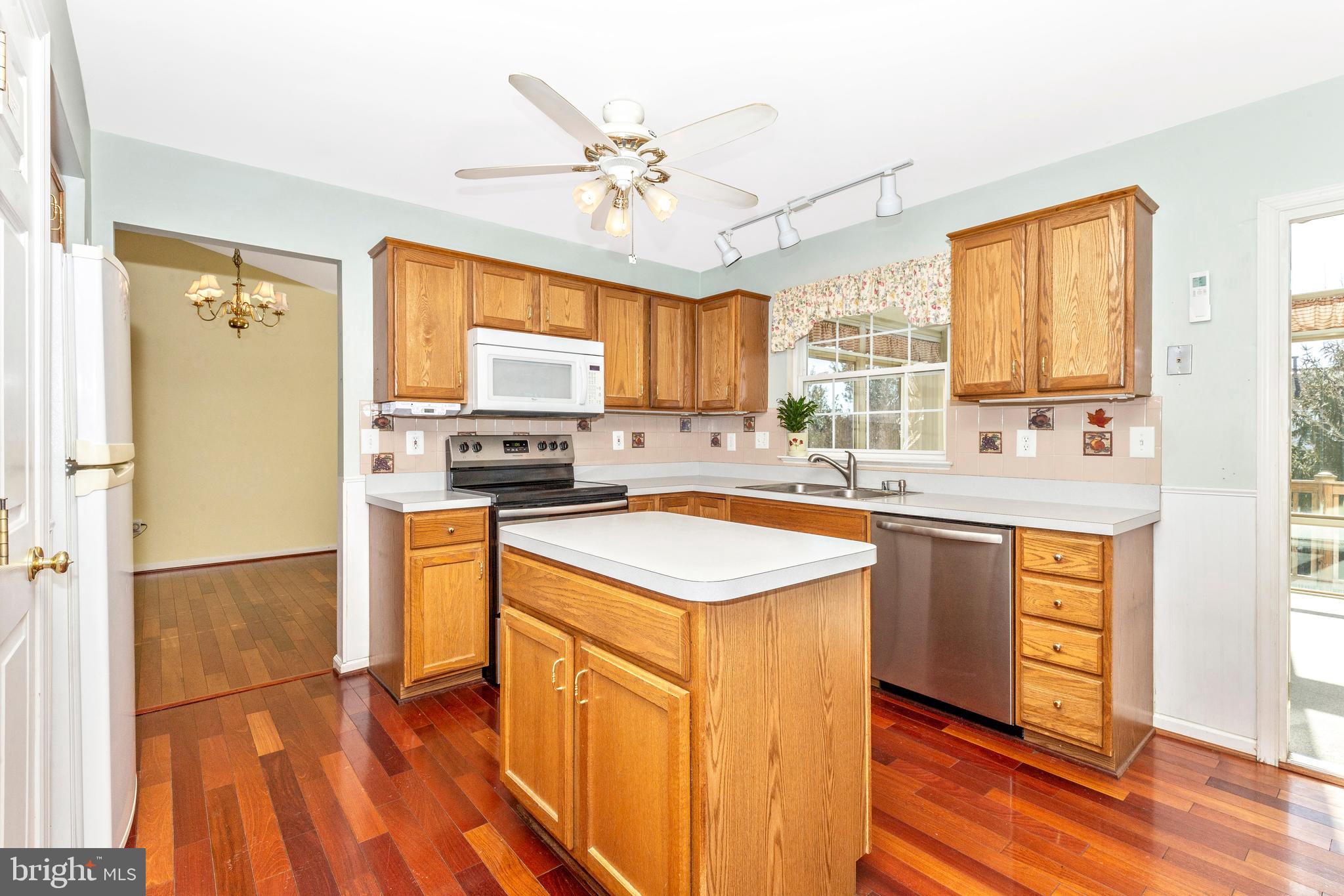 1306 Crossbow Road Mount Airy, MD 21771 - Photo 11 of 78 Kitchen
