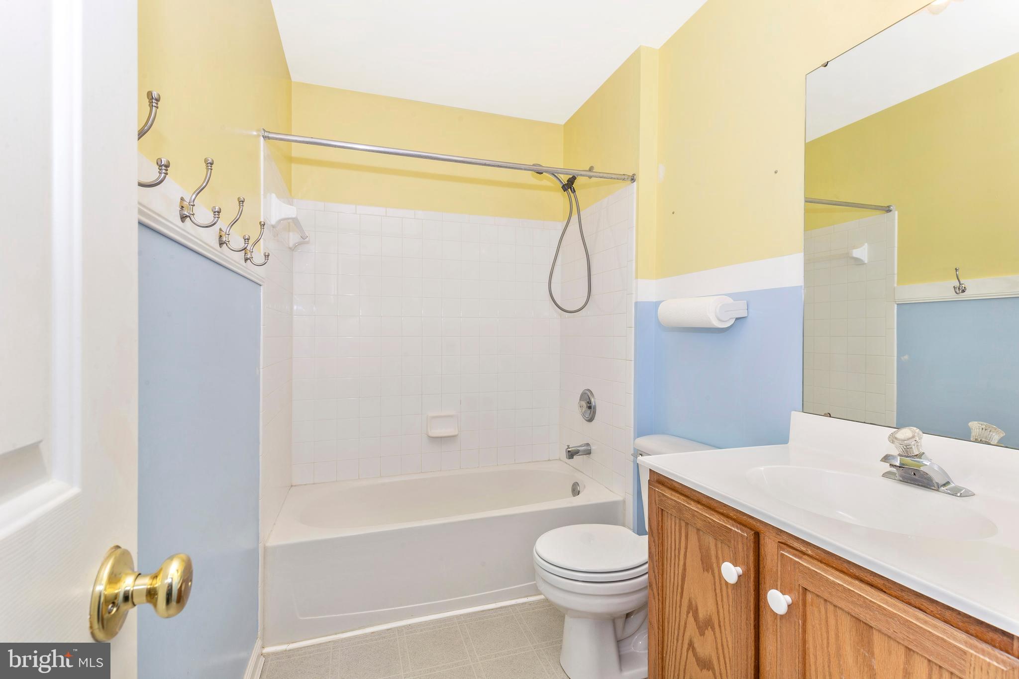 1306 Crossbow Road Mount Airy, MD 21771 - Photo 43 of 78 Hall Bathroom