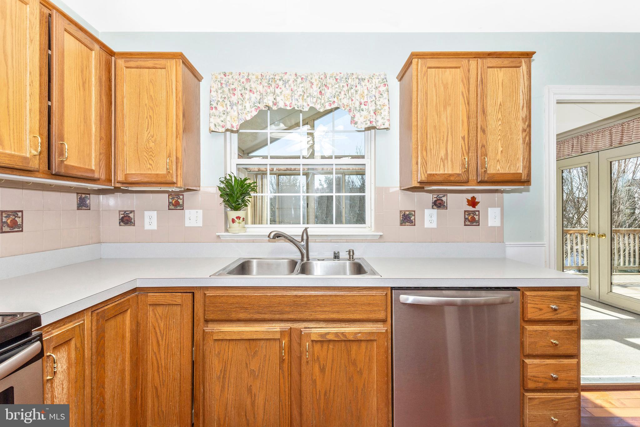 1306 Crossbow Road Mount Airy, MD 21771 - Photo 10 of 78 Kitchen