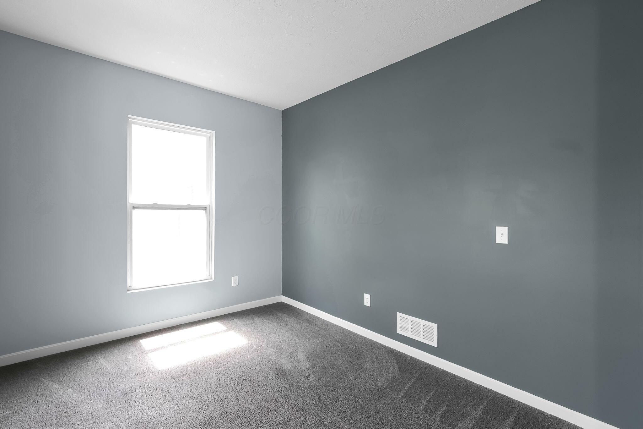 4945 Farview Road Columbus, OH 43231 - Photo 12 of 56 4-web-or-mls-4945-farview-rd