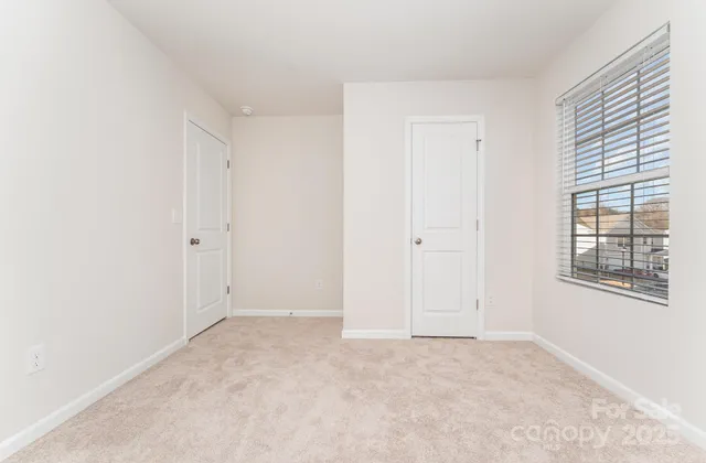 $350,000 | 150 Mountain Brg Way, Statesville, NC 28625