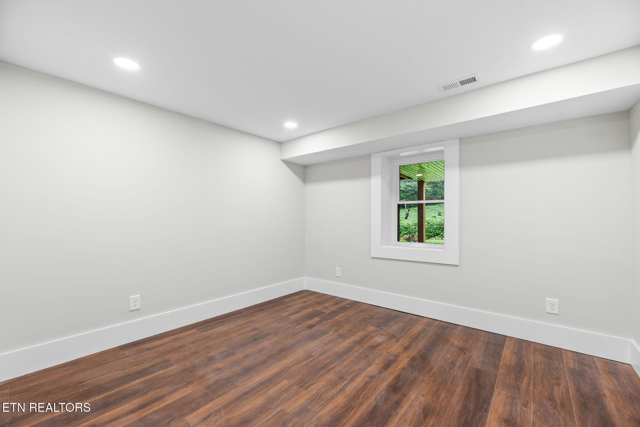 1384 Coal Hill Road Harriman, TN 37748 - Photo 30 of 38 30-web-or-mls-ClHll1384 (72)