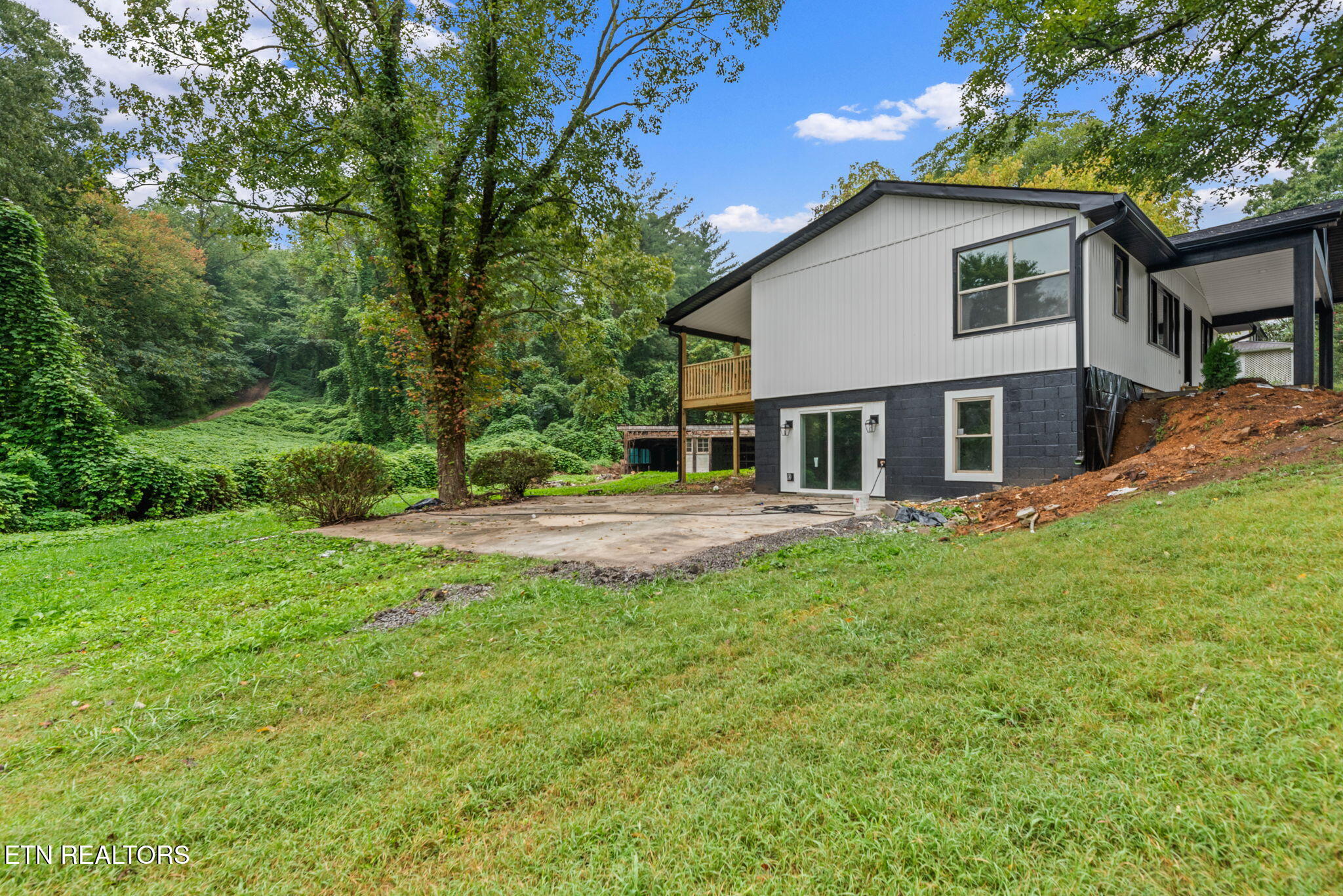 1384 Coal Hill Road Harriman, TN 37748 - Photo 36 of 38 36-web-or-mls-ClHll1384 (13)