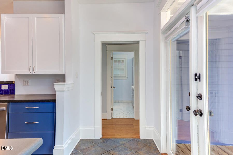 1007 West South Street Raleigh, NC 27603 - Photo 12 of 36 IMG_4794_5_6