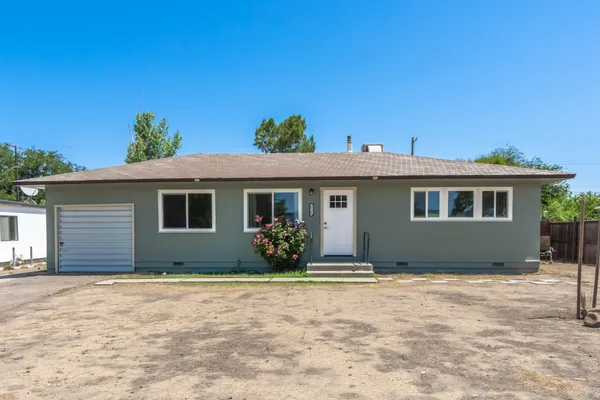 $239,900 | 4810 Cebrian Avenue, New Cuyama, CA 93254