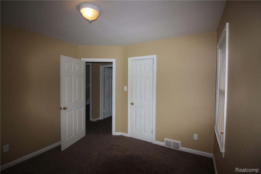 16752 Evergreen Road Detroit, MI 48219 - Photo 11 of 17 IMG_1297.JPG