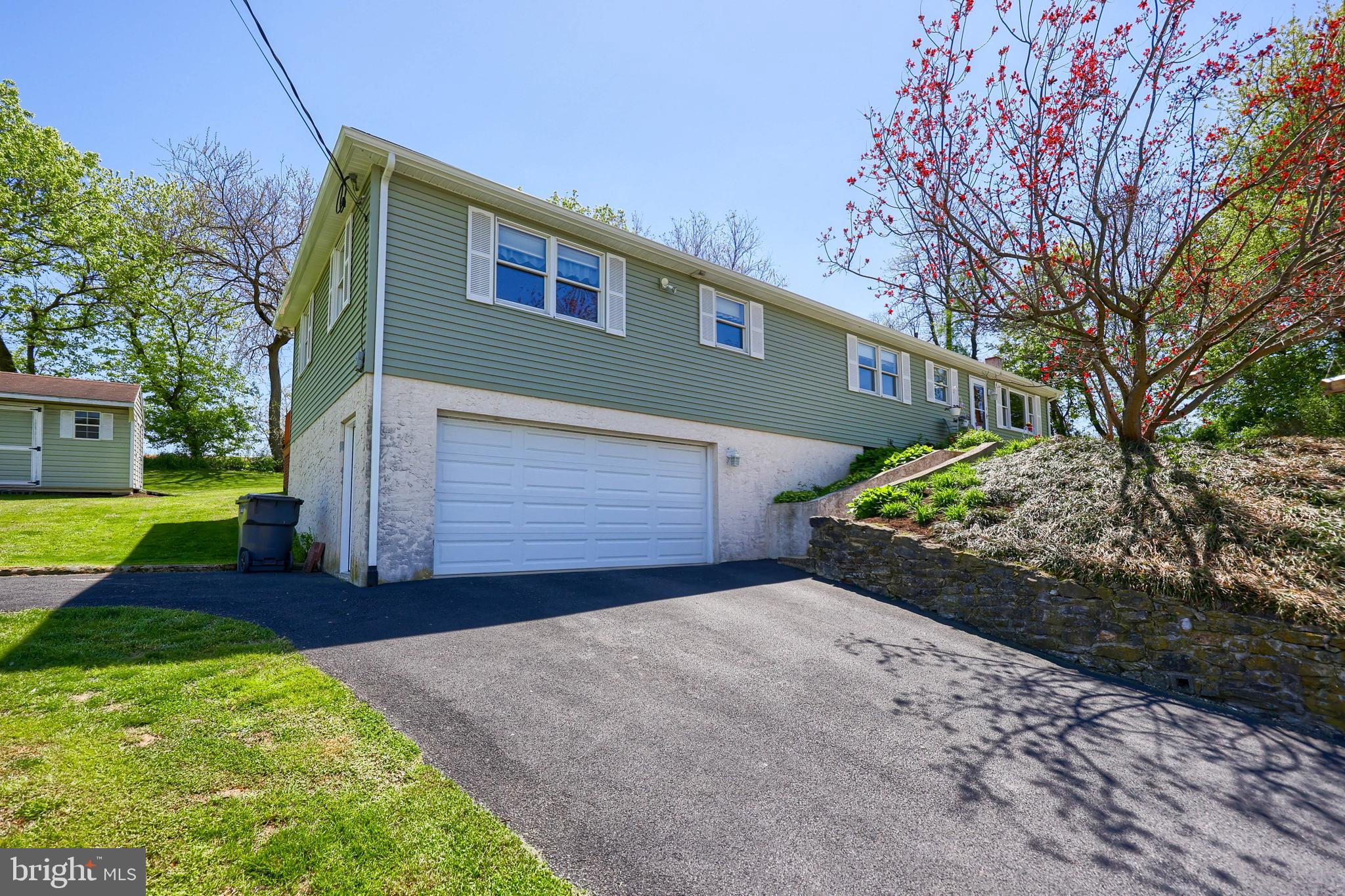 147 Radcliff Road Willow Street, PA 17584 - Photo 4 of 41