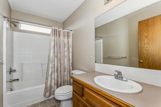 $340,000 | 1067 Northeast 70 Avenue, Kingman, KS 67068