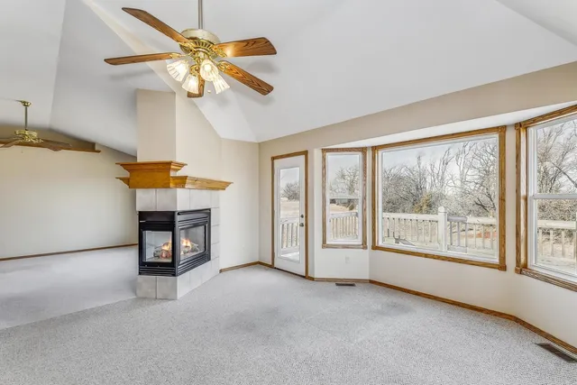 $340,000 | 1067 Northeast 70 Avenue, Kingman, KS 67068