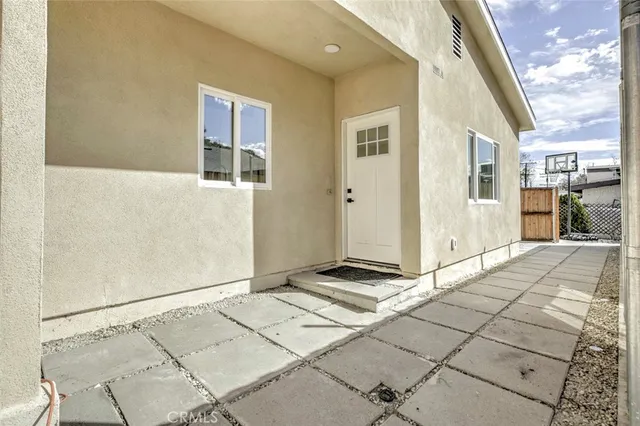 $1,695,000 | 3055 Sycamore Avenue, La Crescenta, CA 91214