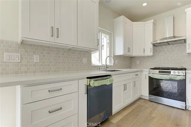 $1,695,000 | 3055 Sycamore Avenue, La Crescenta, CA 91214