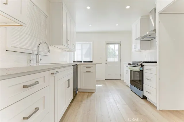 $1,695,000 | 3055 Sycamore Avenue, La Crescenta, CA 91214