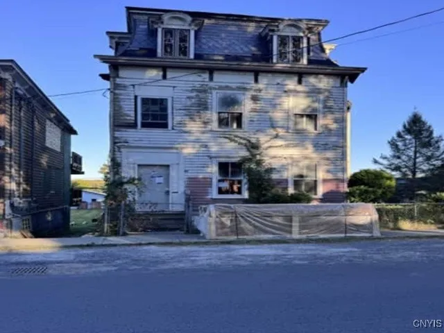 $58,300 | 51 North Franklin Street, Athens, NY 12015