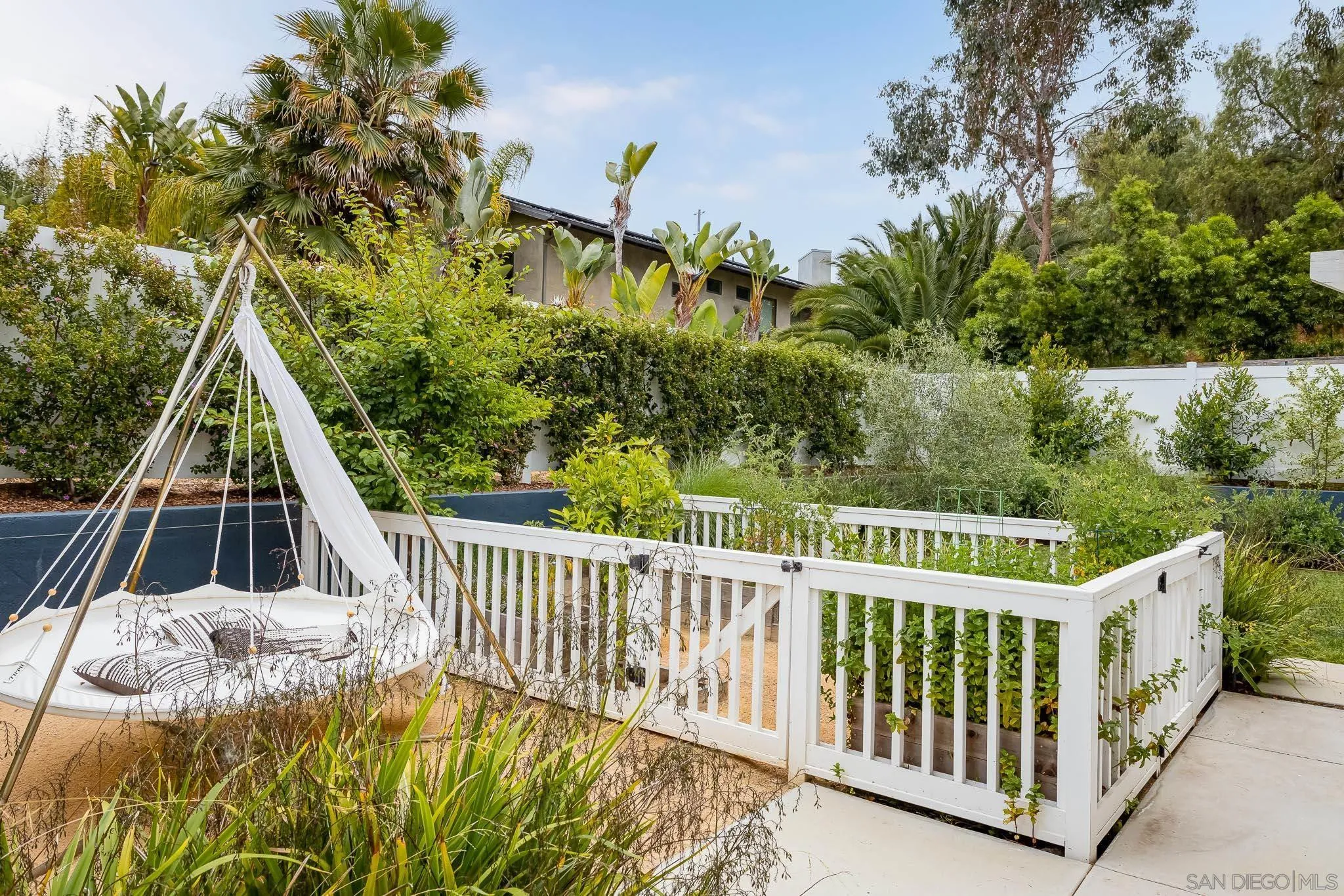 775 Normandy Road Encinitas, CA 92024 - Photo 29 of 44 a view of a balcony with wooden floor and fence