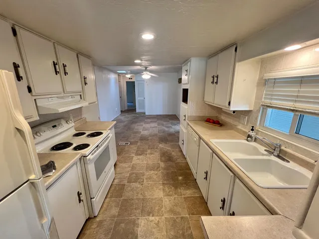 $84,900 | 3955 Coffee Road, Unit 53, Modesto, CA 95355