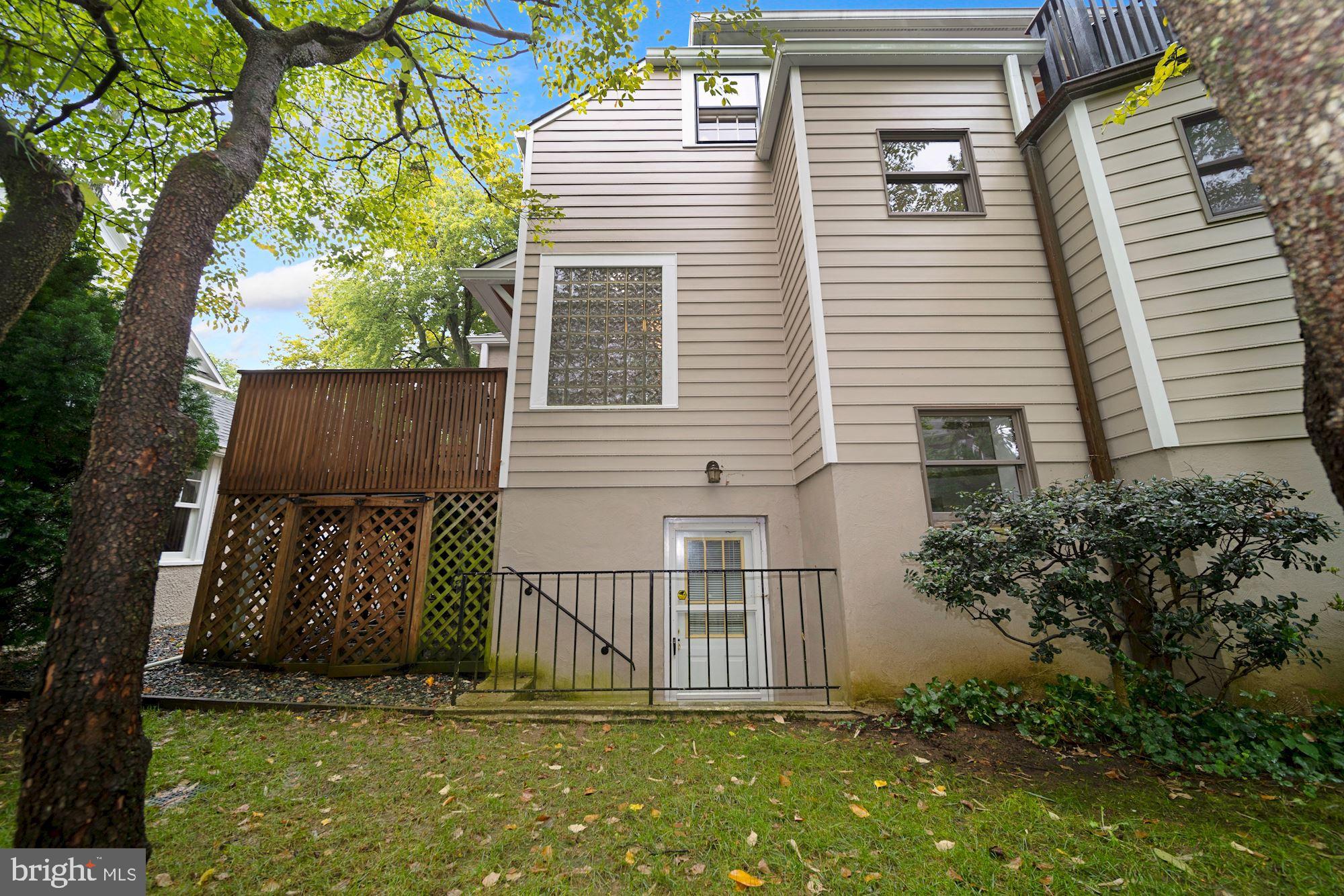5211 Goddard Road Bethesda, MD 20814 - Photo 38 of 41 Rear elevation