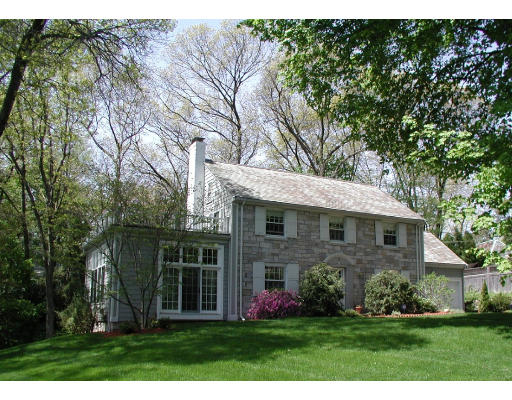 5 Thackeray Road Wellesley, MA 02481 - Photo 1 of 1