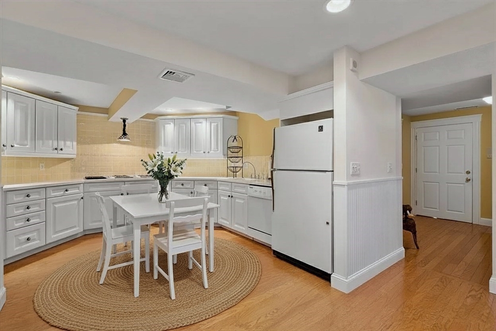 2 Country Way Hopkinton, MA 01748 - Photo 31 of 38