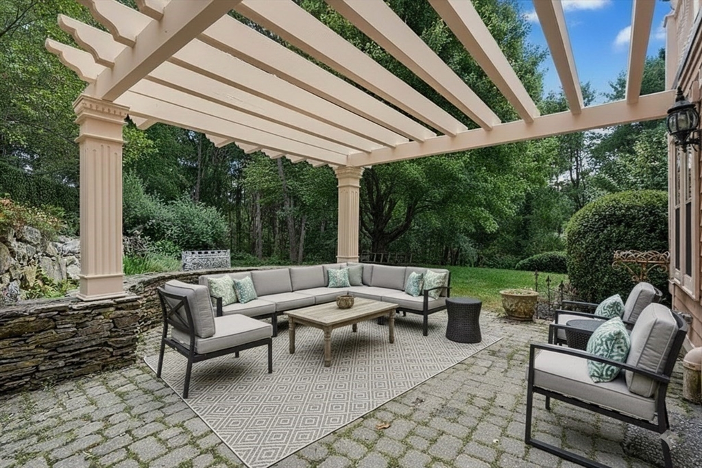 2 Country Way Hopkinton, MA 01748 - Photo 7 of 38