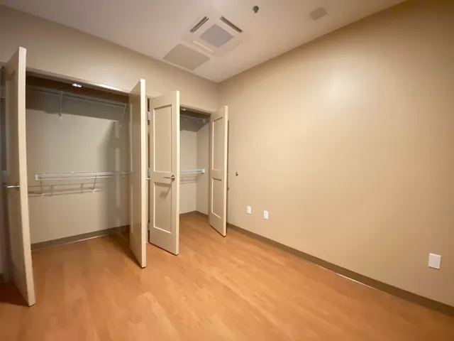 $2,071 | 83 Hanover Street, Unit 205, Manchester, NH 03101