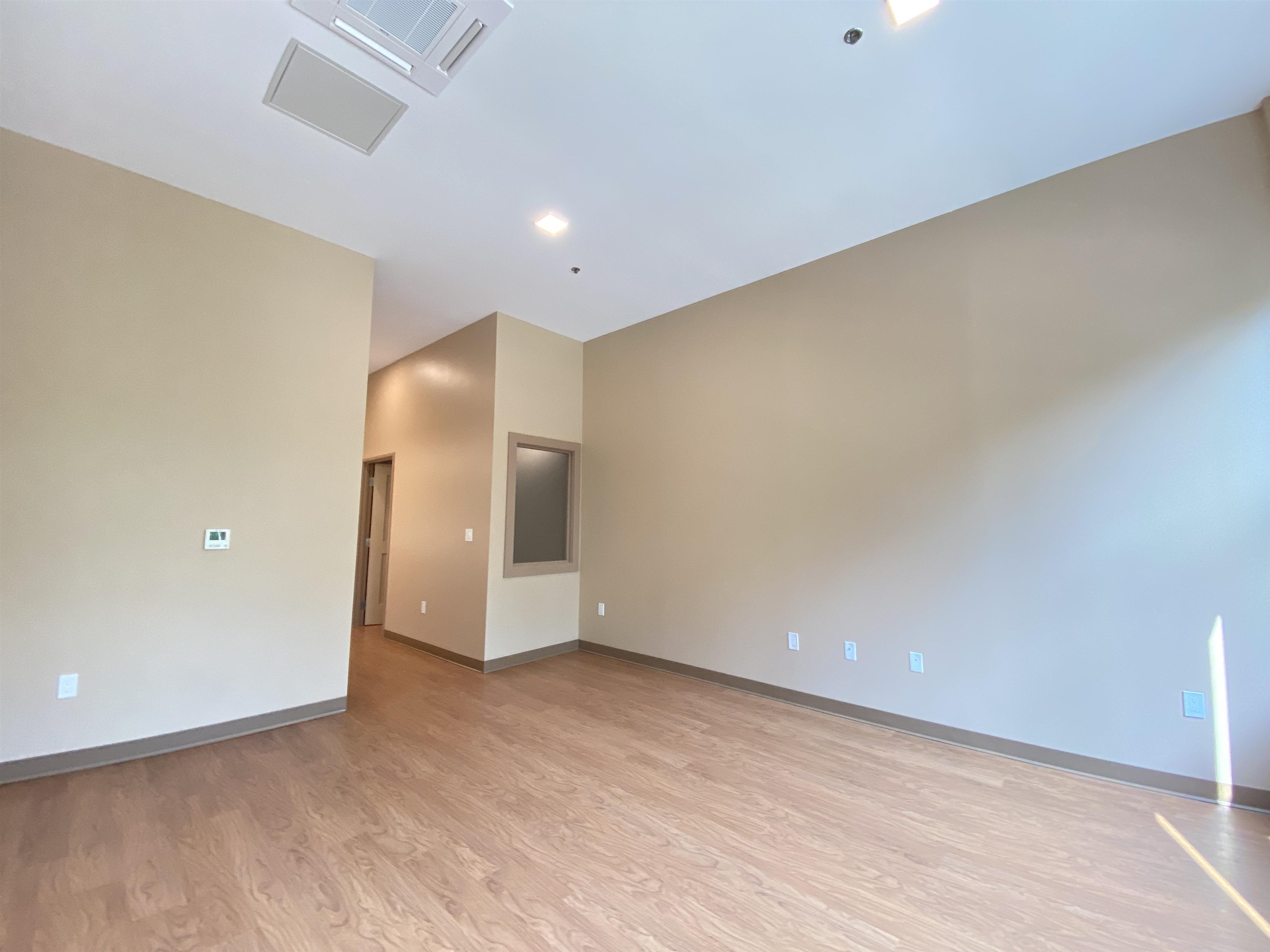 83 Hanover Street, Unit 205 Manchester, NH 03101 - Photo 31 of 37