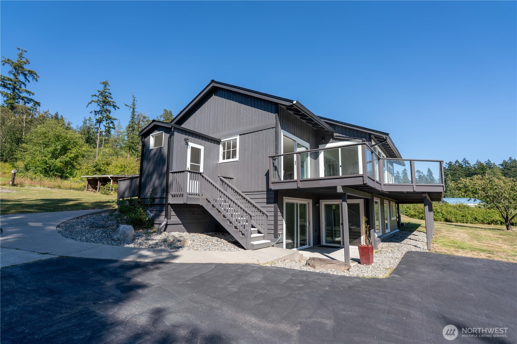 15210 Gibralter Road Anacortes, WA 98221 - Photo 19 of 25 Gallery Image 19