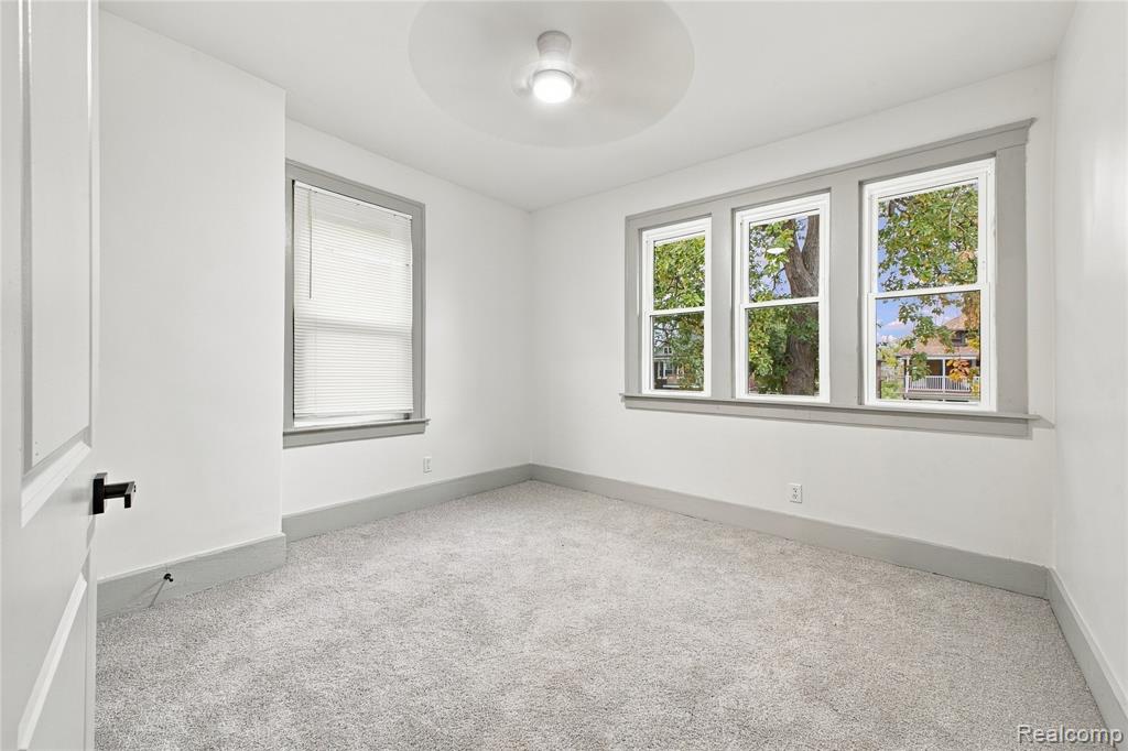 1187 Lawrence Street Detroit, MI 48202 - Photo 21 of 28 Gallery Image 21