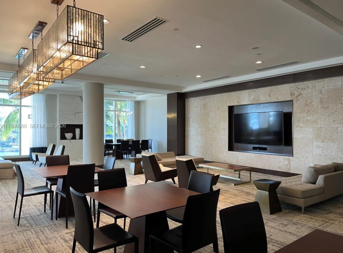 801 Brickell Key Boulevard, Unit 806 Miami, FL 33131 - Photo 24 of 34