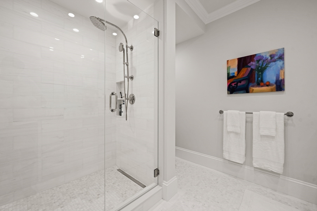 314 Dartmouth Street, Unit B Boston, MA 02116 - Photo 23 of 34