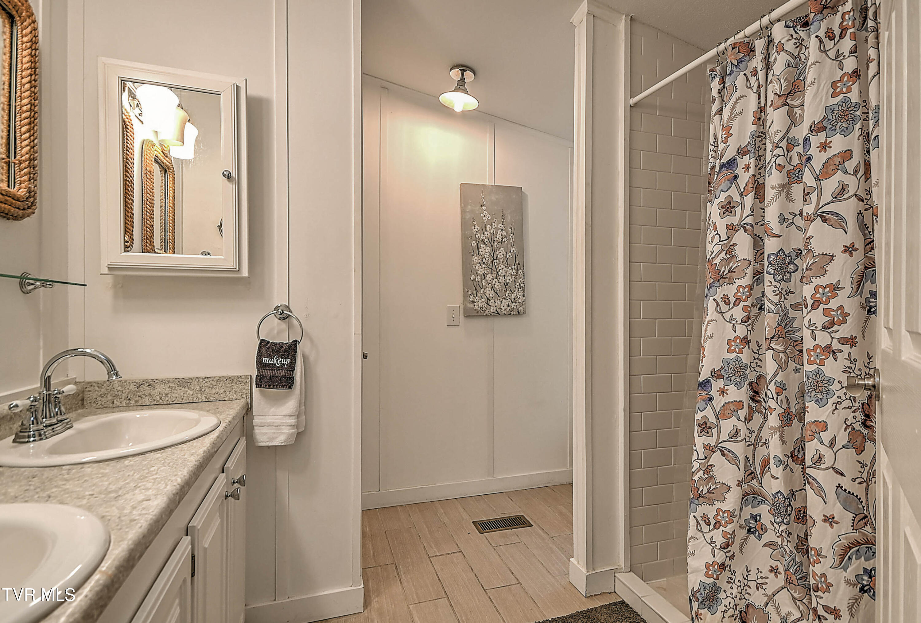 162 Lakeside Drive Butler, TN 37640 - Photo 32 of 45 162 Lakeside DST-35