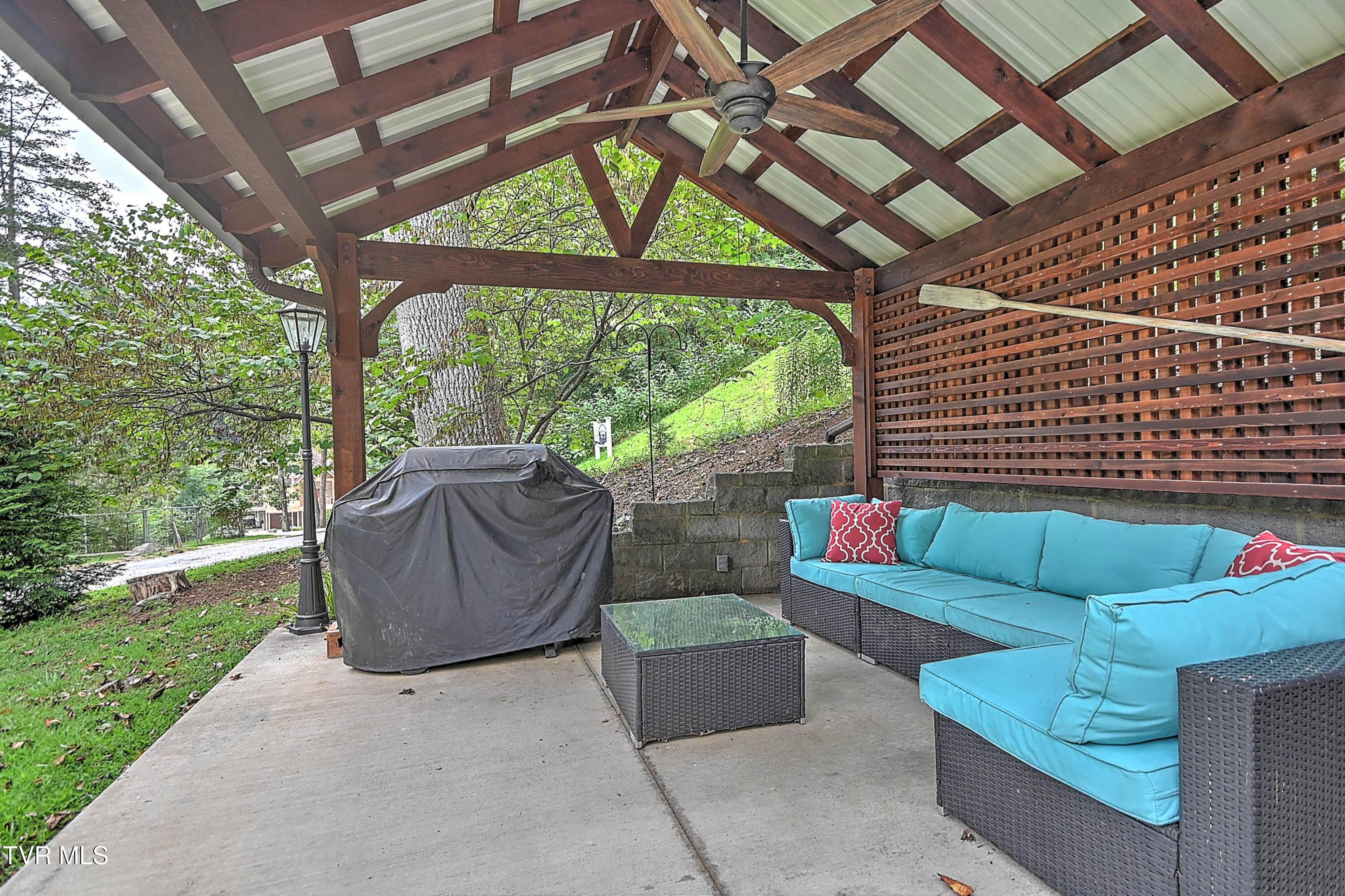 162 Lakeside Drive Butler, TN 37640 - Photo 36 of 45 162 Lakeside DST-39