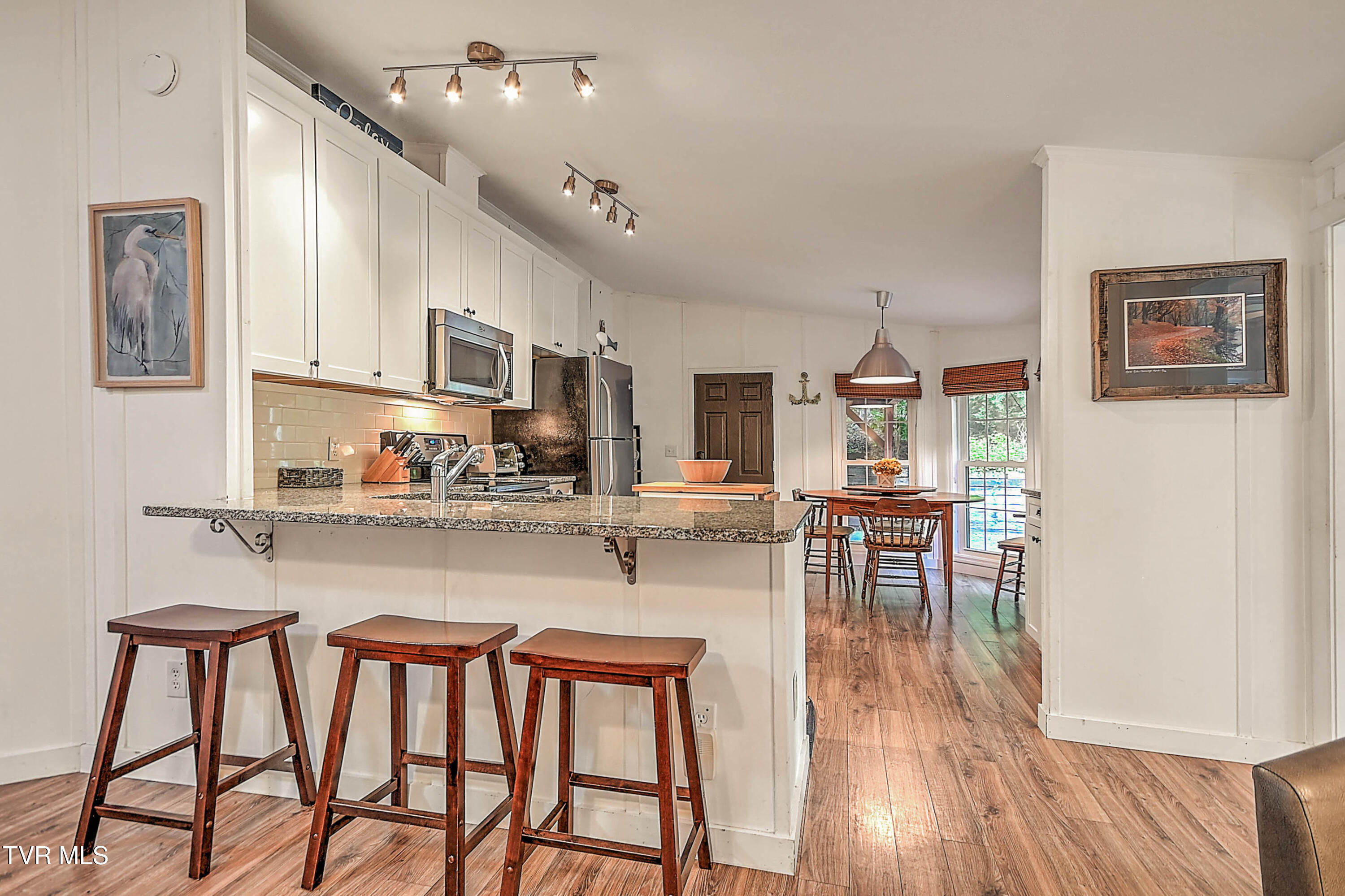 162 Lakeside Drive Butler, TN 37640 - Photo 9 of 45 162 Lakeside DST-12