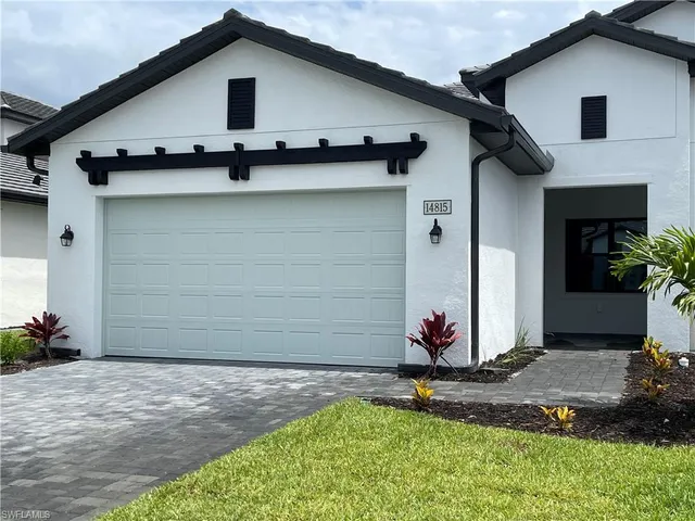 a front view of house with yard