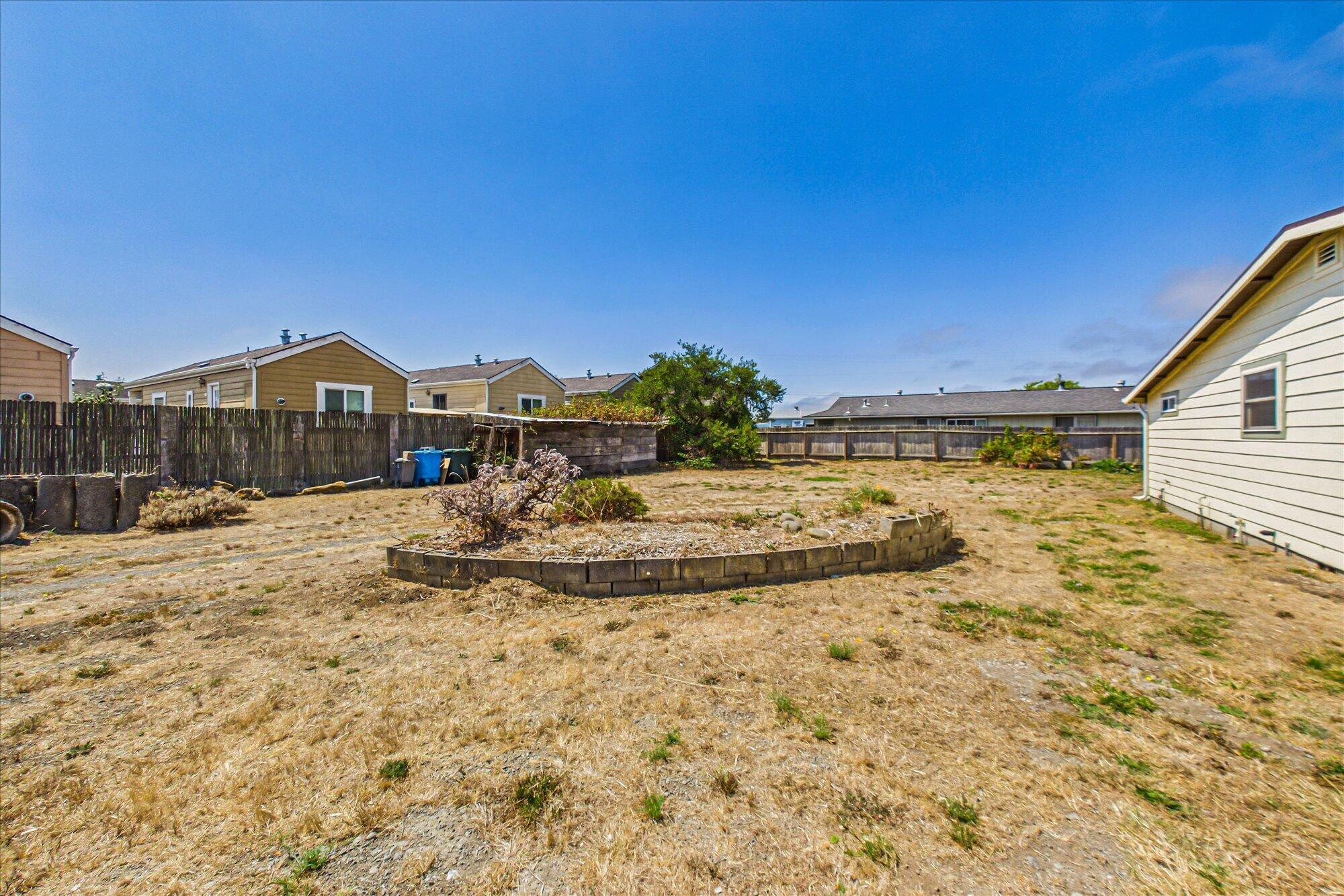 141 South G Street Arcata, CA 95521 - Photo 43 of 48 Gallery Image 43