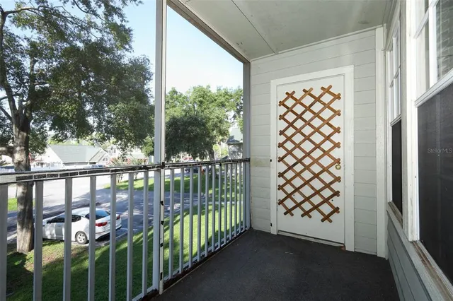 $179,900 | 6070 Westgate Drive, Unit 204, Orlando, FL 32835