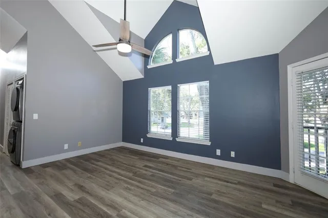 $179,900 | 6070 Westgate Drive, Unit 204, Orlando, FL 32835