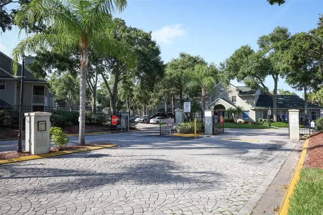 $179,900 | 6070 Westgate Drive, Unit 204, Orlando, FL 32835