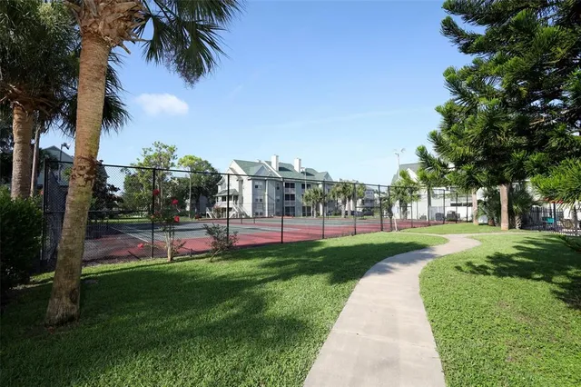 $179,900 | 6070 Westgate Drive, Unit 204, Orlando, FL 32835
