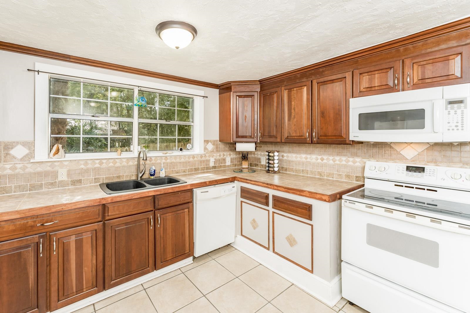 623 Miccosukee Road Tallahassee, FL 32308 - Photo 3 of 26 Gallery Image 3