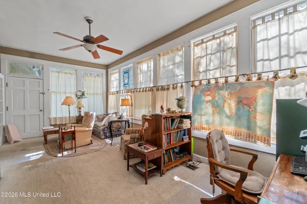 $349,500 | 410 4th Avenue, Hattiesburg, MS 39401