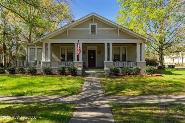 $349,500 | 410 4th Avenue, Hattiesburg, MS 39401