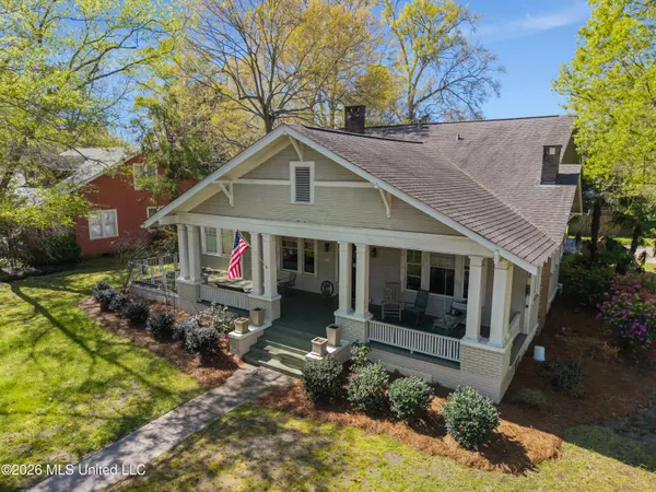 $349,500 | 410 4th Avenue, Hattiesburg, MS 39401