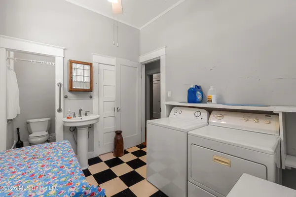 $349,500 | 410 4th Avenue, Hattiesburg, MS 39401