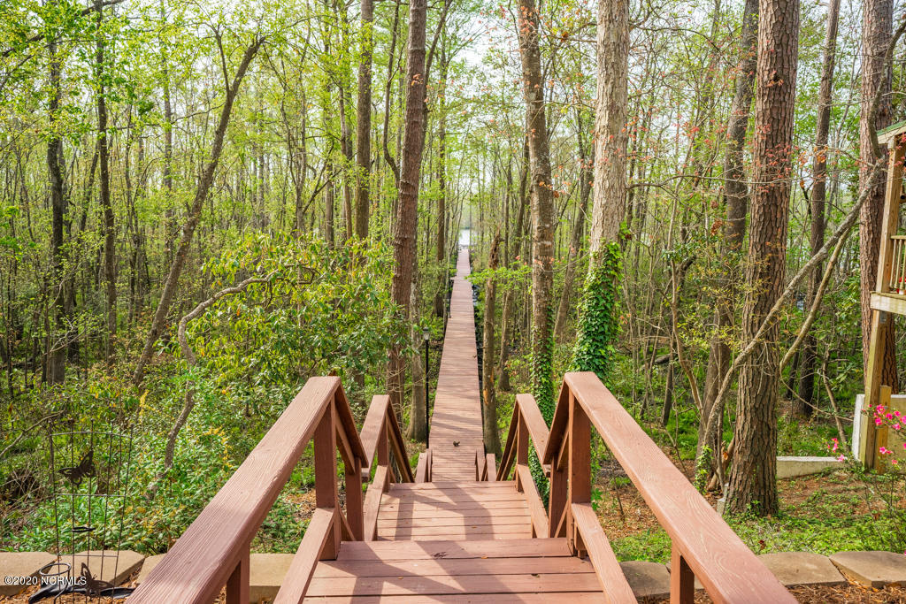 235 Goose Neck Road West Rocky Point, NC 28457 - Photo 11 of 85 235 Gooseneck Rd W-11