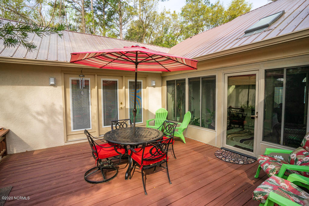 235 Goose Neck Road West Rocky Point, NC 28457 - Photo 14 of 85 235 Gooseneck Rd W-14