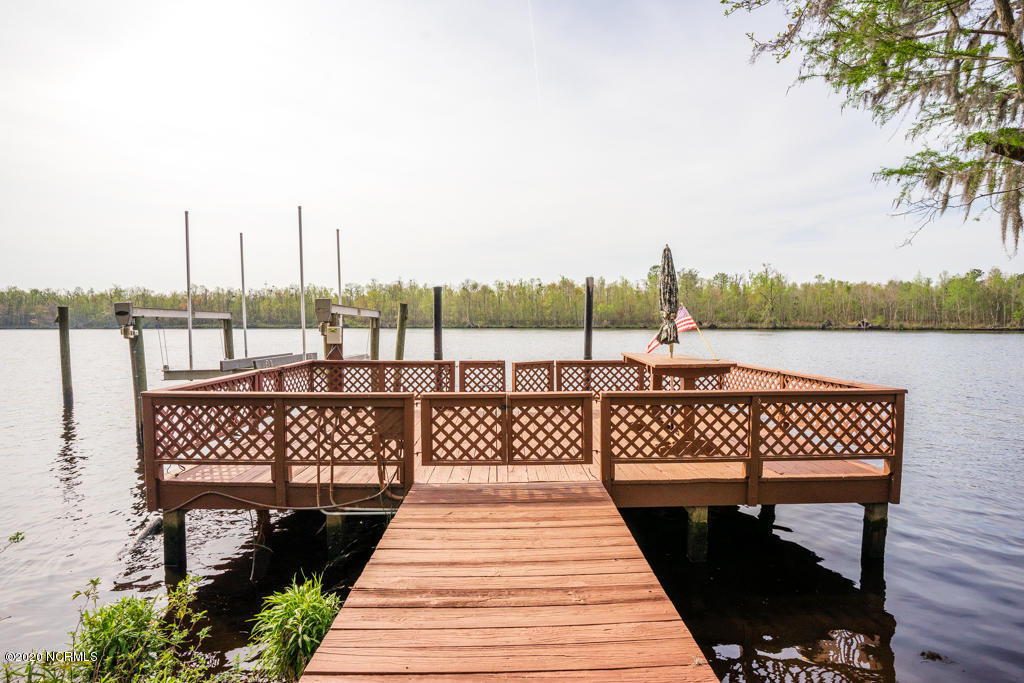 235 Goose Neck Road West Rocky Point, NC 28457 - Photo 22 of 85 235 Gooseneck Rd W-22