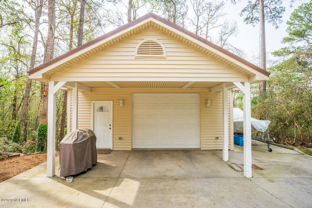 235 Goose Neck Road West Rocky Point, NC 28457 - Photo 9 of 85 235 Gooseneck Rd W-9