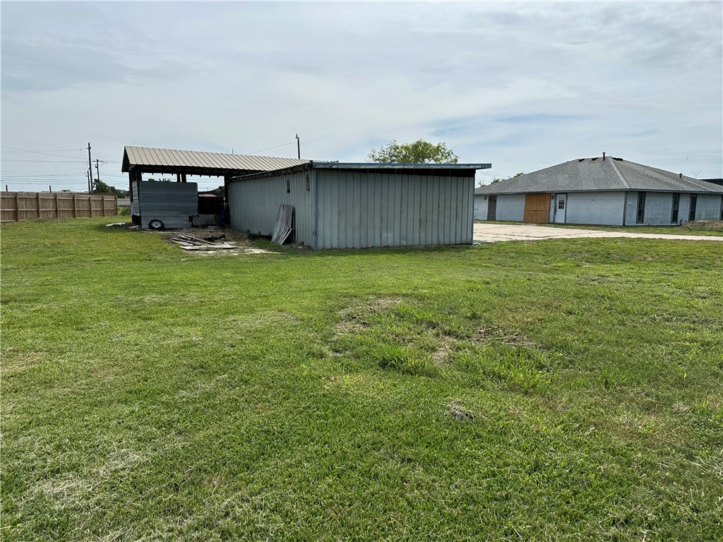 417 Linnet Courts Corpus Christi, TX 78418 - Photo 19 of 20 a view of a backyard